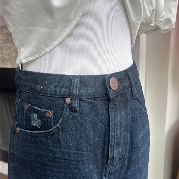 One Teaspoon 2020 Mini Dark Denim Skirt - Size 26 - NWT - Picture 2 of 6